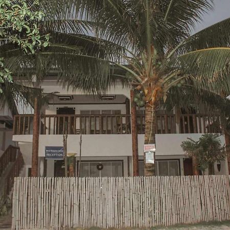 Blue Dolphin Hotel Malapascua Island Экстерьер фото